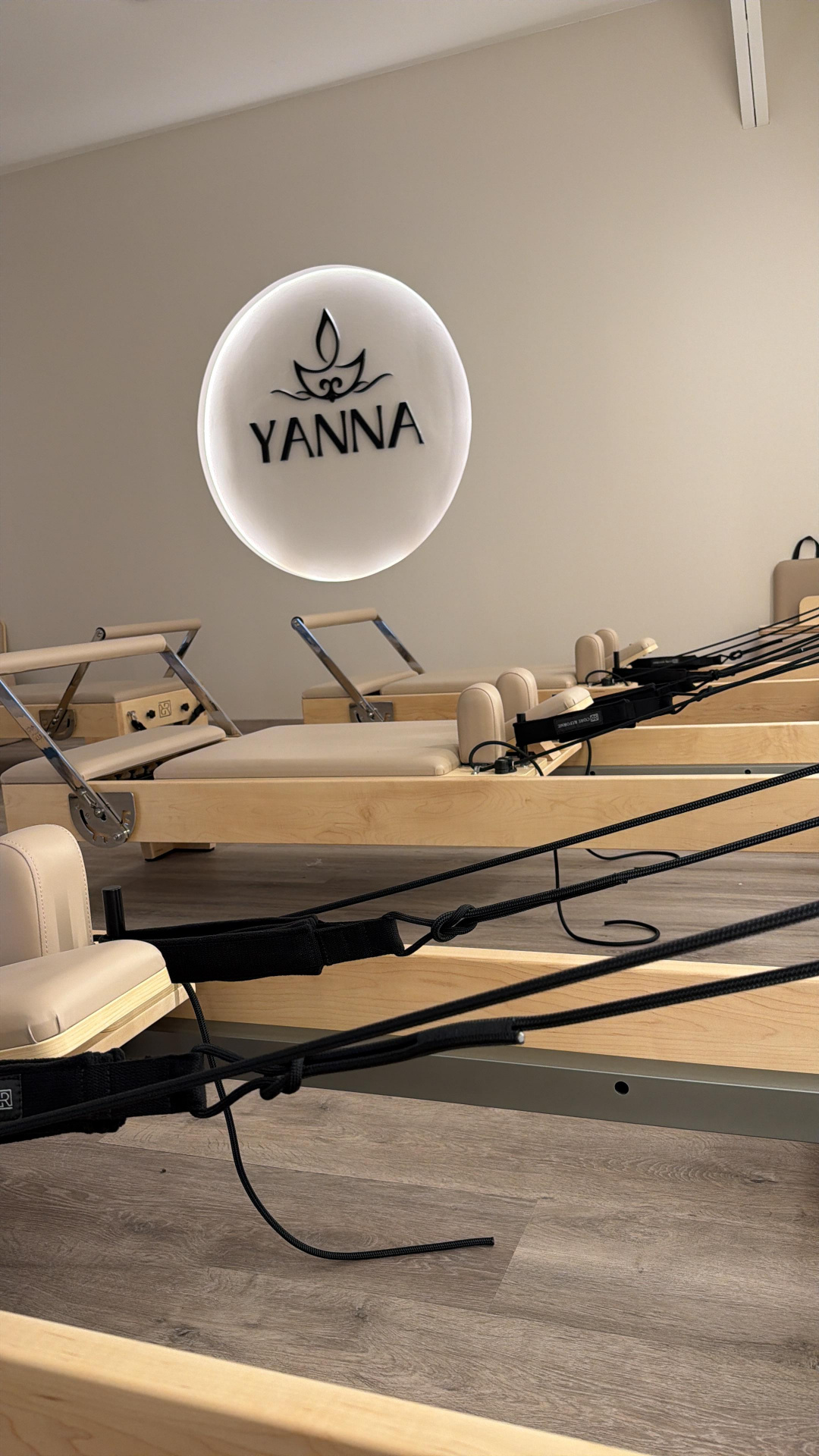 Mur du logo Yanna